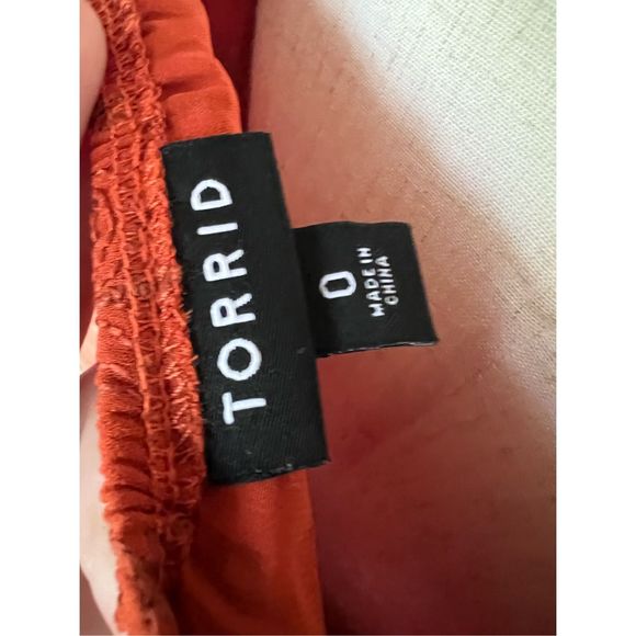 Torrid Blouse 0x - Picture 3 of 3